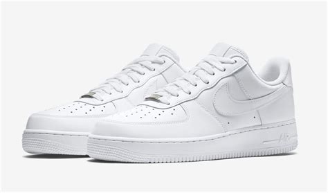 air force 1 shoes description